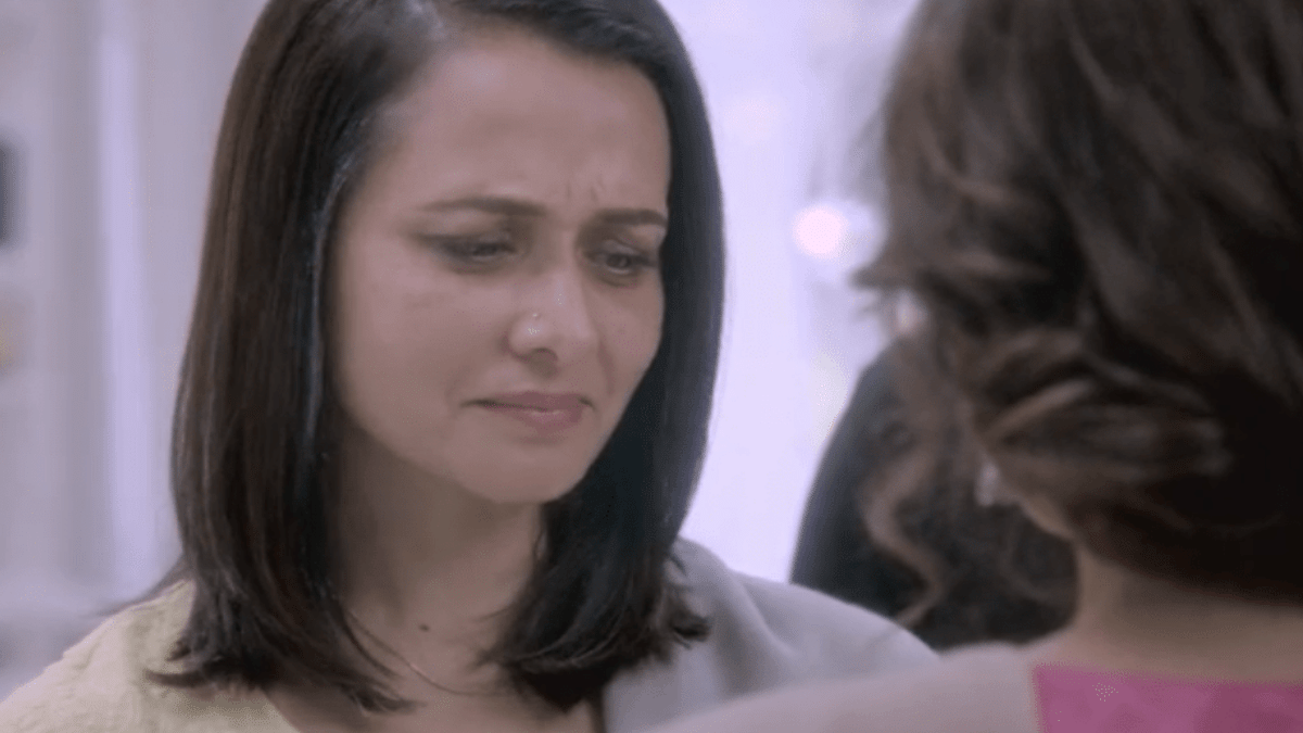 Watch nline Hamari Adhuri Kahani Full Hindi Movie